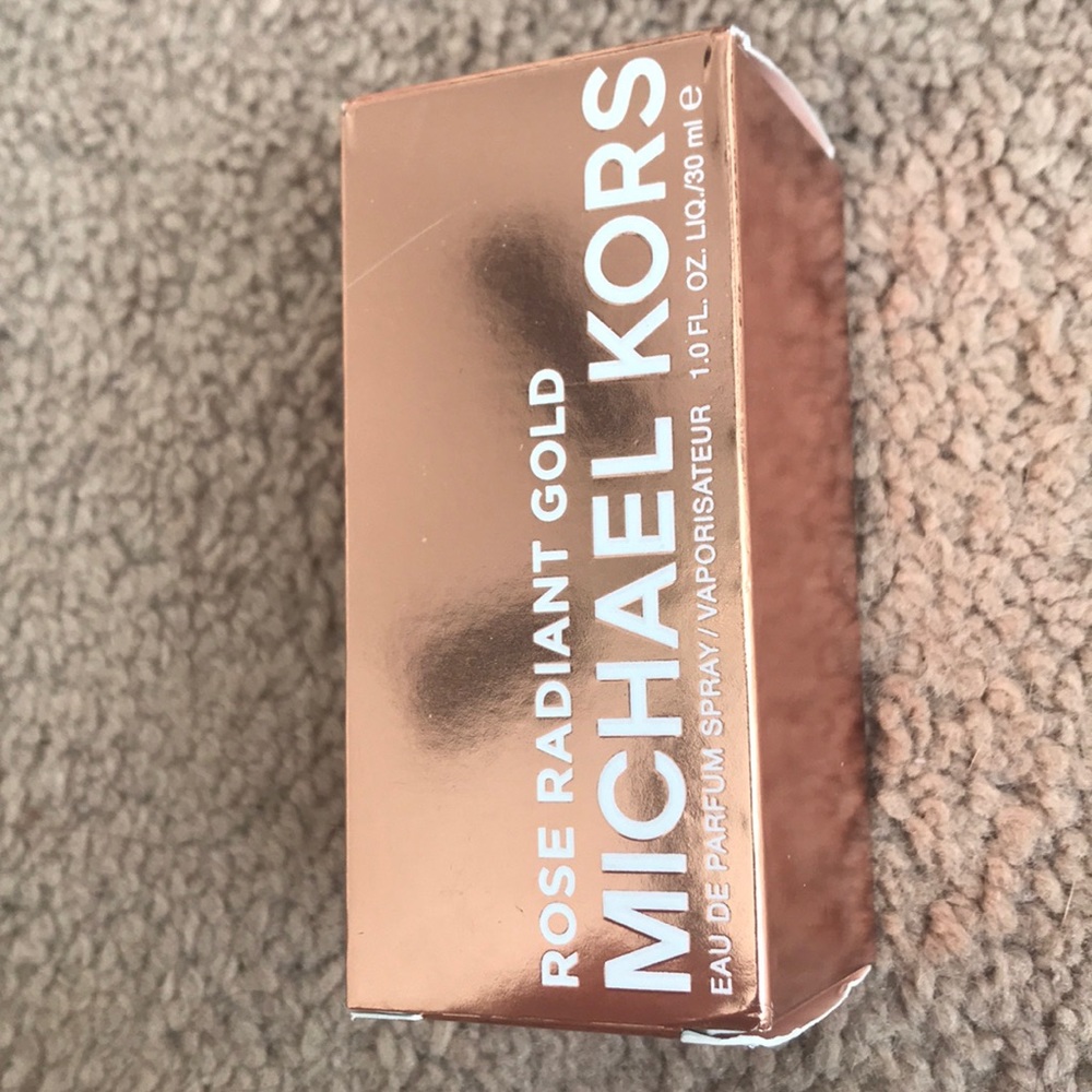 MICHAEL KORS rose radiant gold perfume
